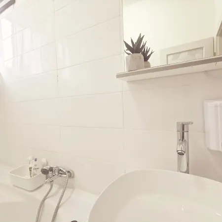 Bacvice In Apartman